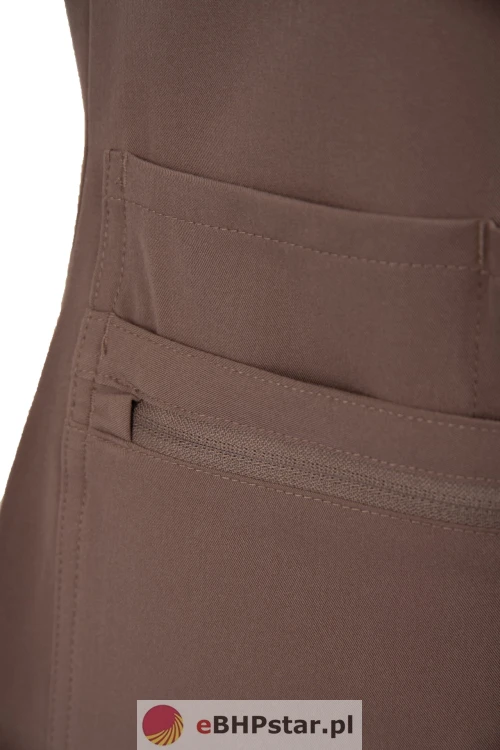 MYNTS V-Neck Pocket Genius – Scrub Top Women WMT001 Sahara Mokka9.jpg